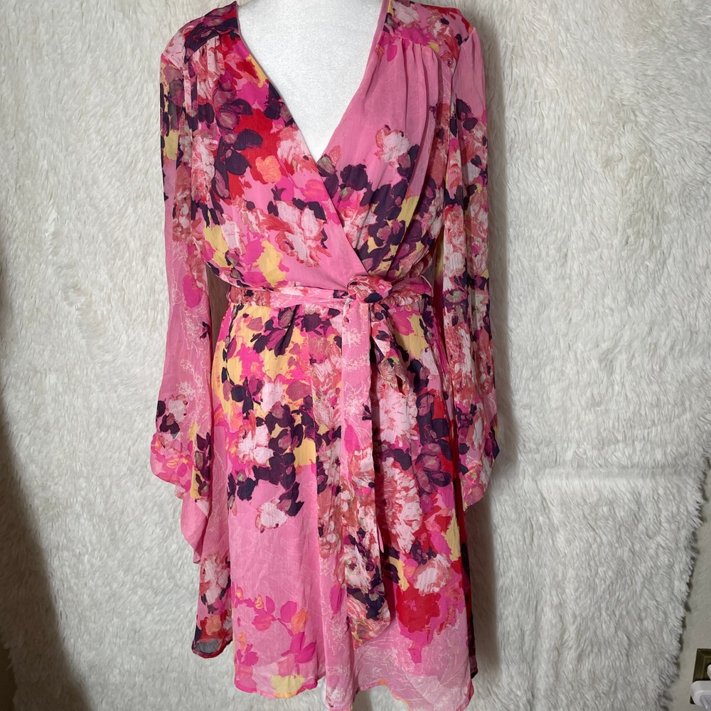 ECI NYC Pink Floral Fairy Sleeve Faux Wrap Dress Size 14 Spring Summer Party